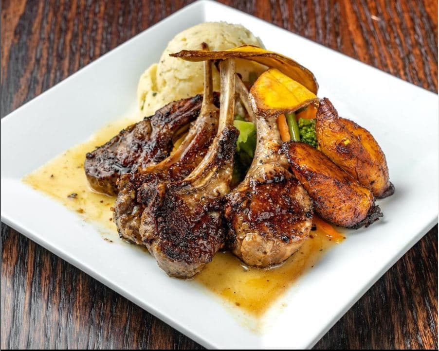 Breezes Island Grill Restaurant & Lounge happy hour in New York