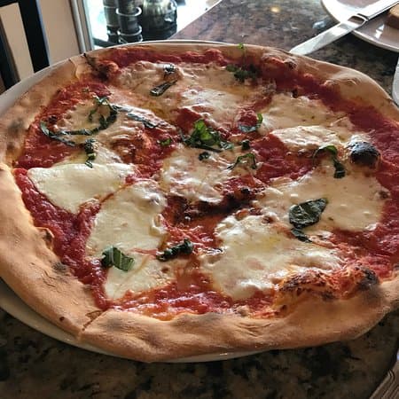 Siamo Ristorante & Pizzeria happy hour in Miami
