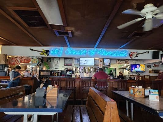 Keg South Pinecrest happy hour in Miami