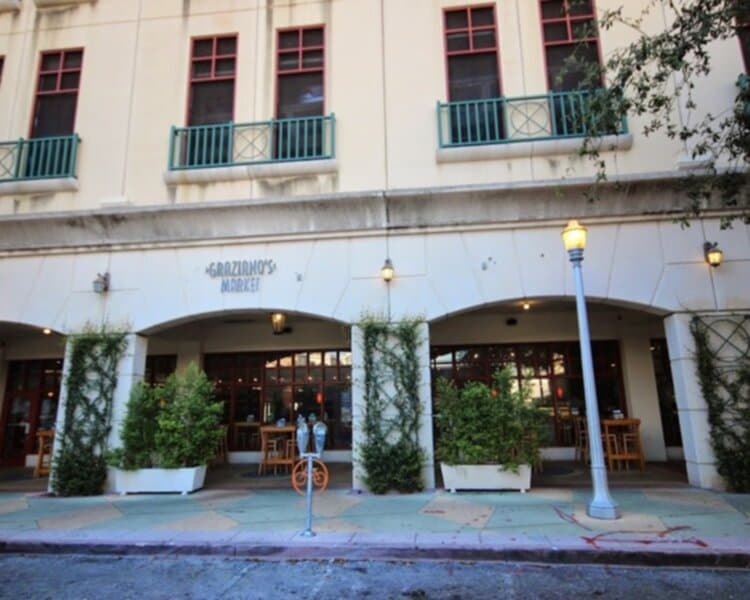 Graziano's Mercado Coral Gables happy hour in Miami
