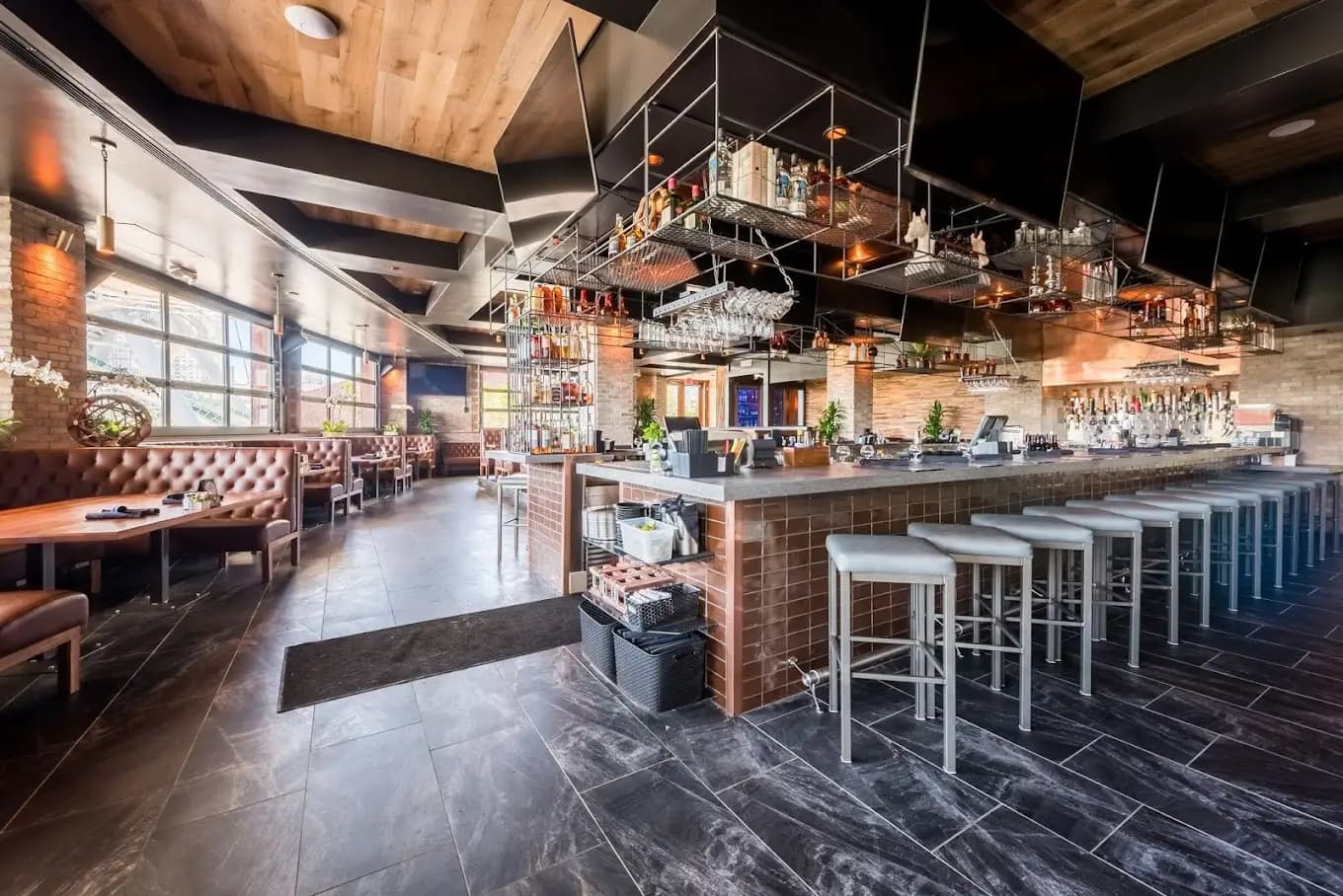 Tap 42 Craft Kitchen & Bar happy hour in Miami