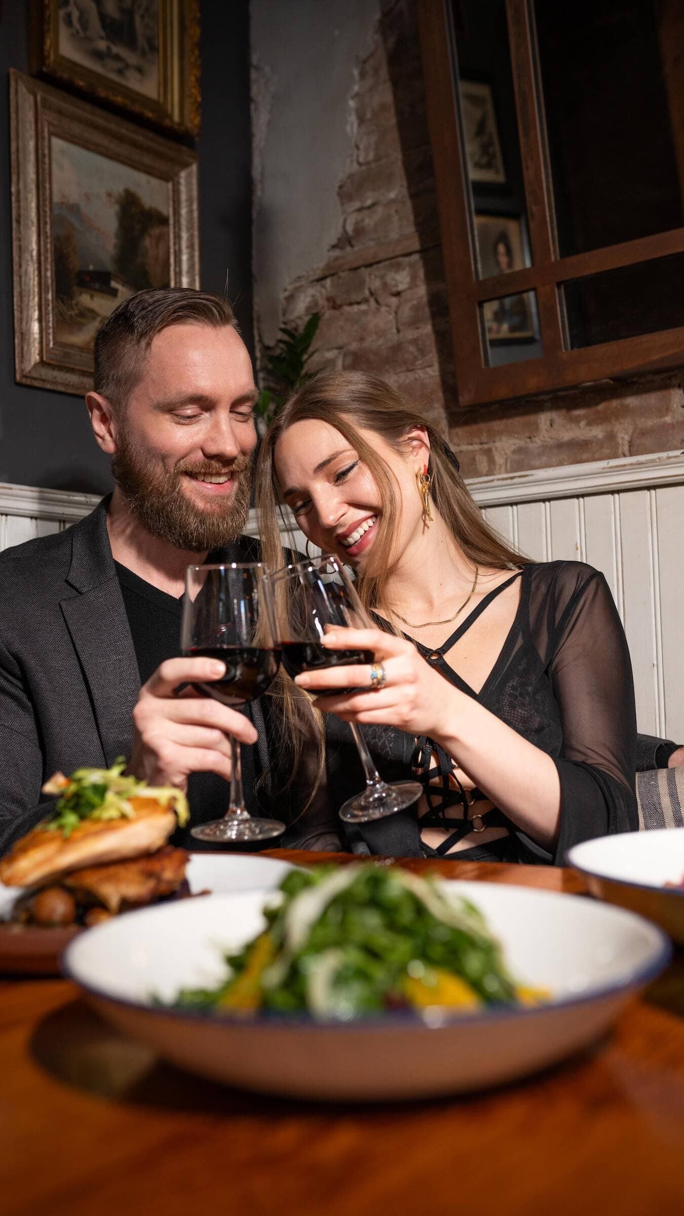 Satis Bistro happy hour in New York